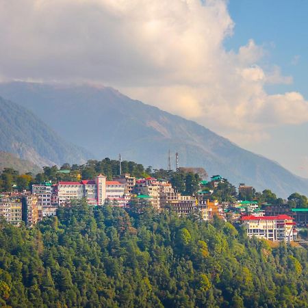 Отель Amritara Surya, Mcleodganj, Дармсала Экстерьер фото