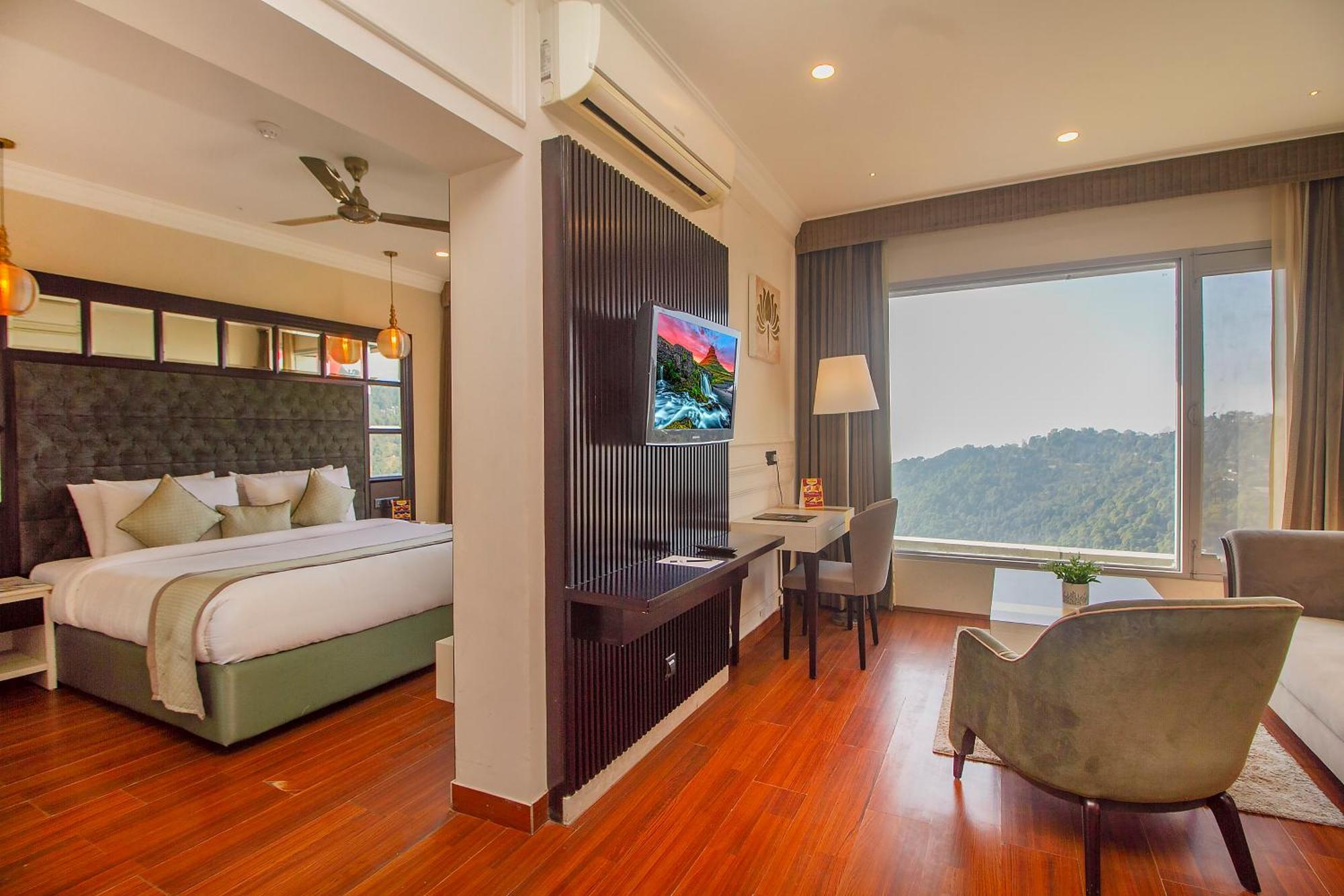 Отель Amritara Surya, Mcleodganj, Дармсала Экстерьер фото