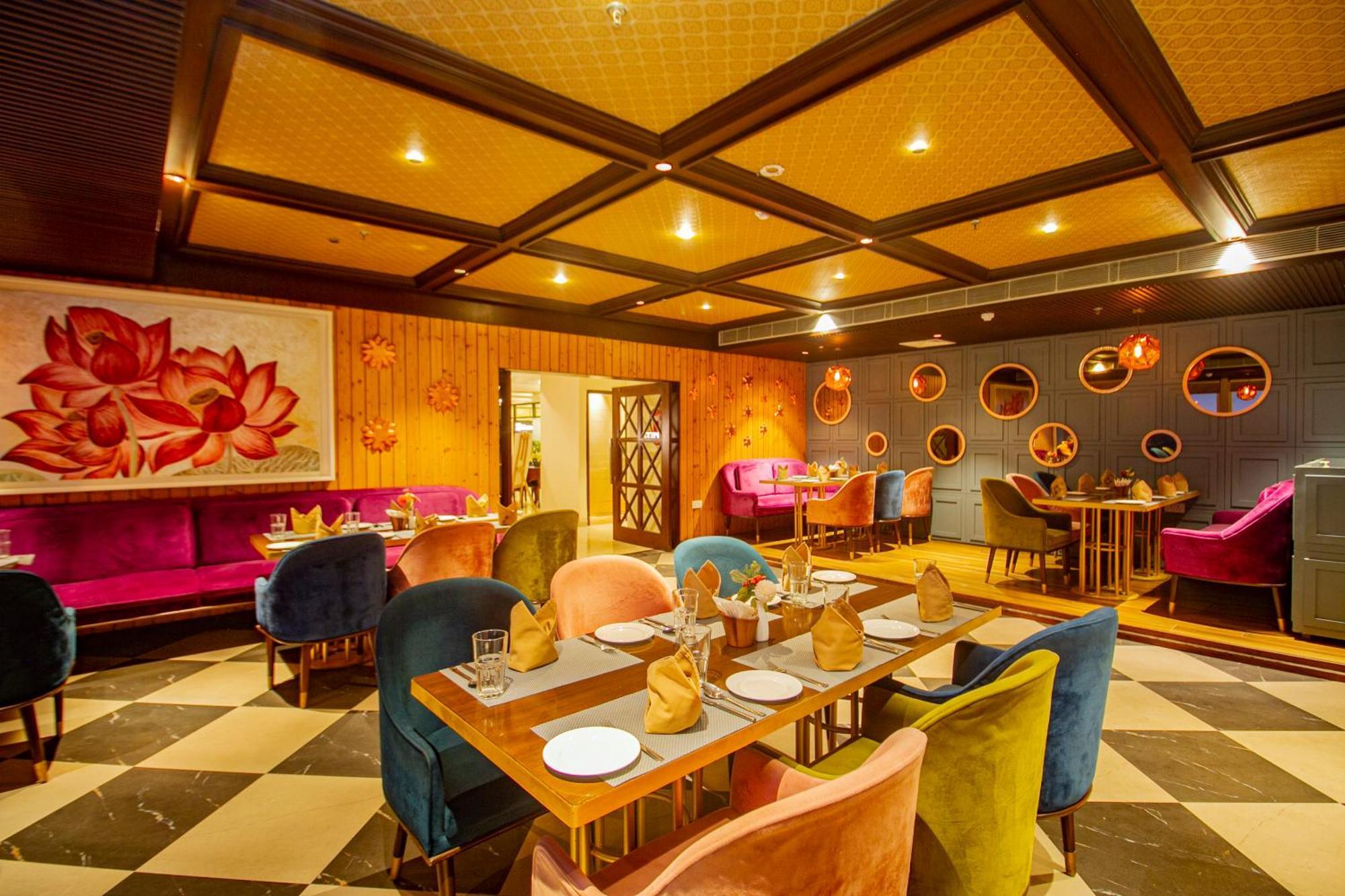 Отель Amritara Surya, Mcleodganj, Дармсала Экстерьер фото