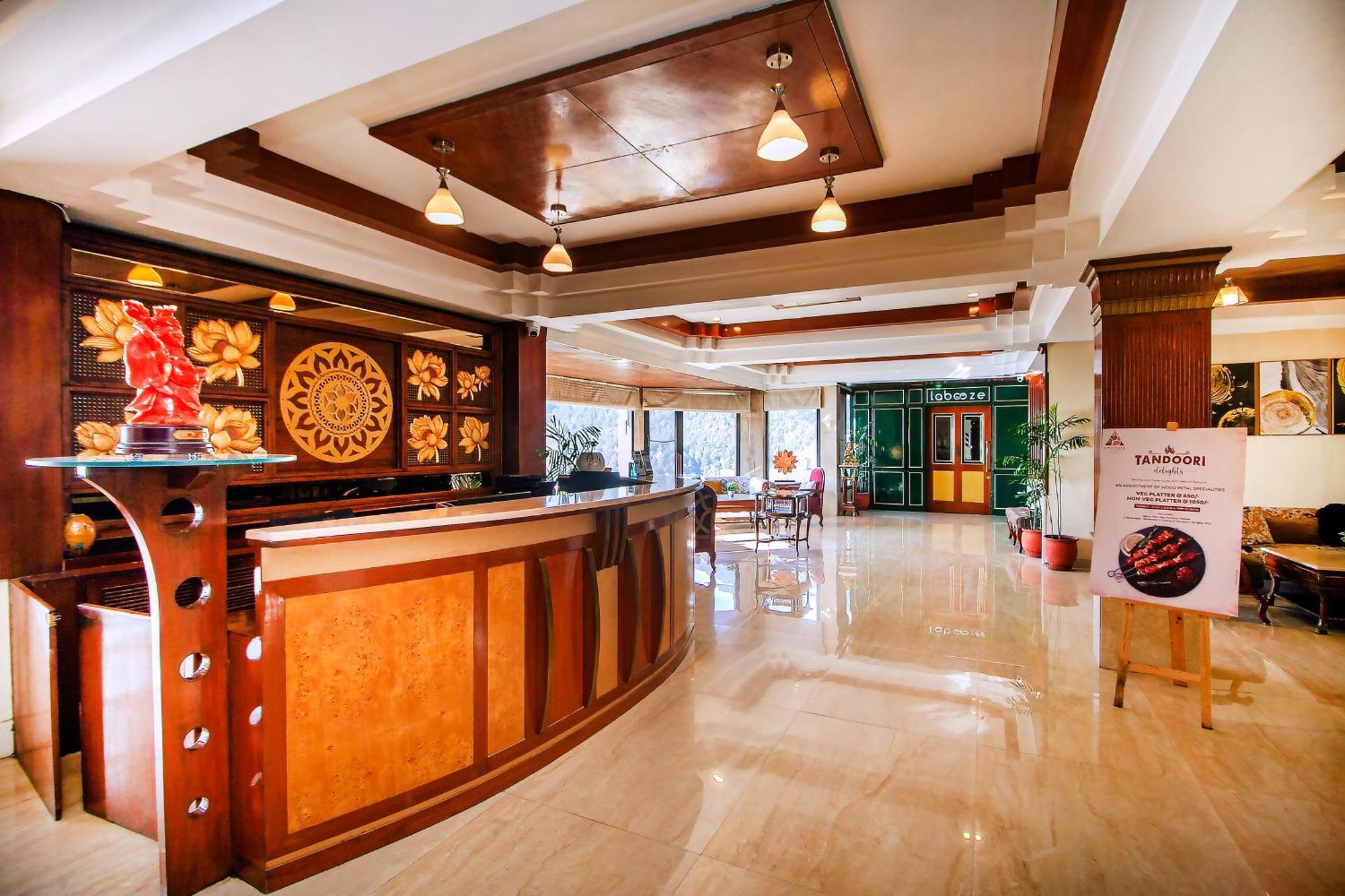 Отель Amritara Surya, Mcleodganj, Дармсала Экстерьер фото